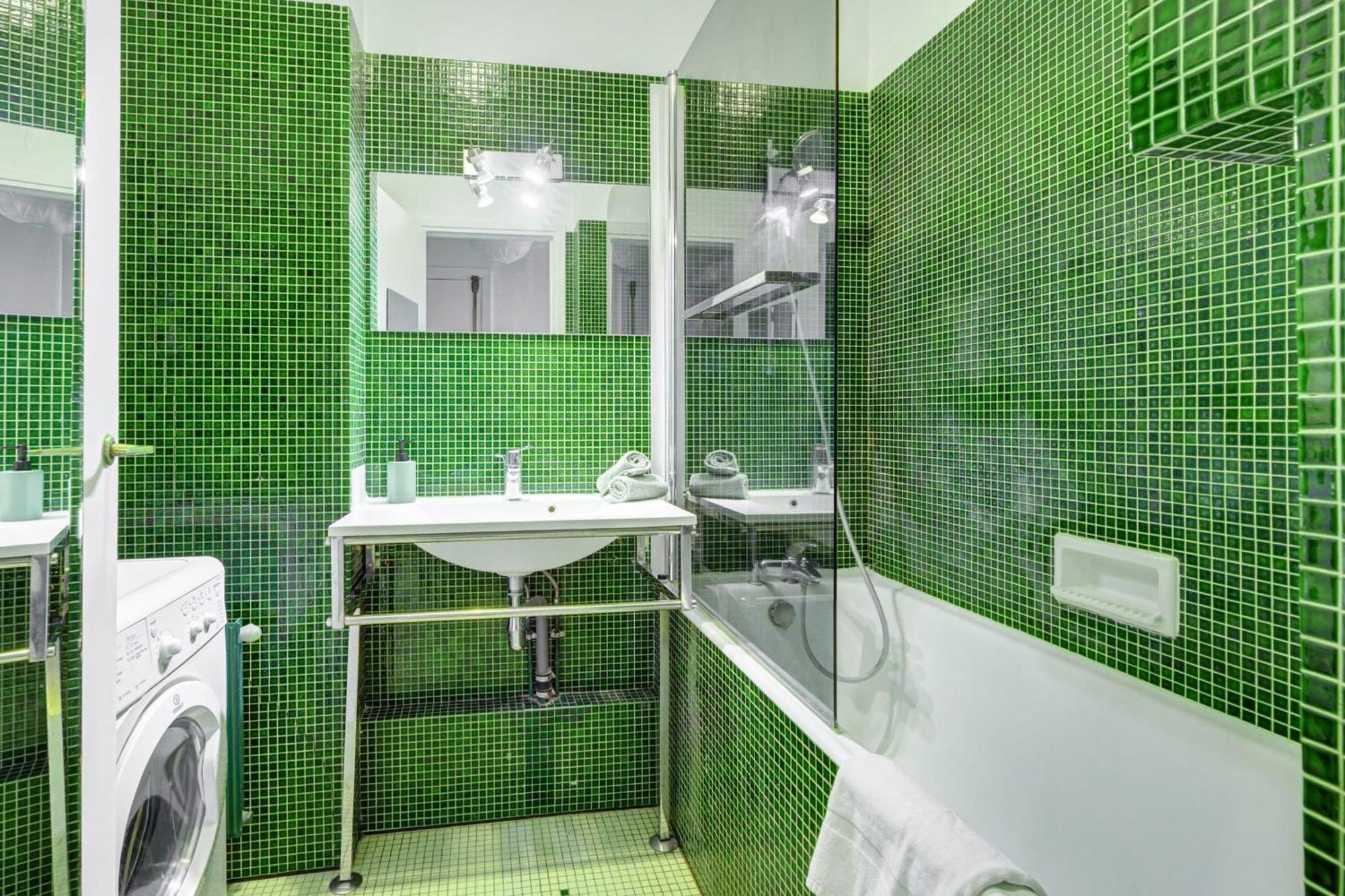 St Germain & Le Bon Marche With Balcony - Cityapartmentstay Paris Ngoại thất bức ảnh