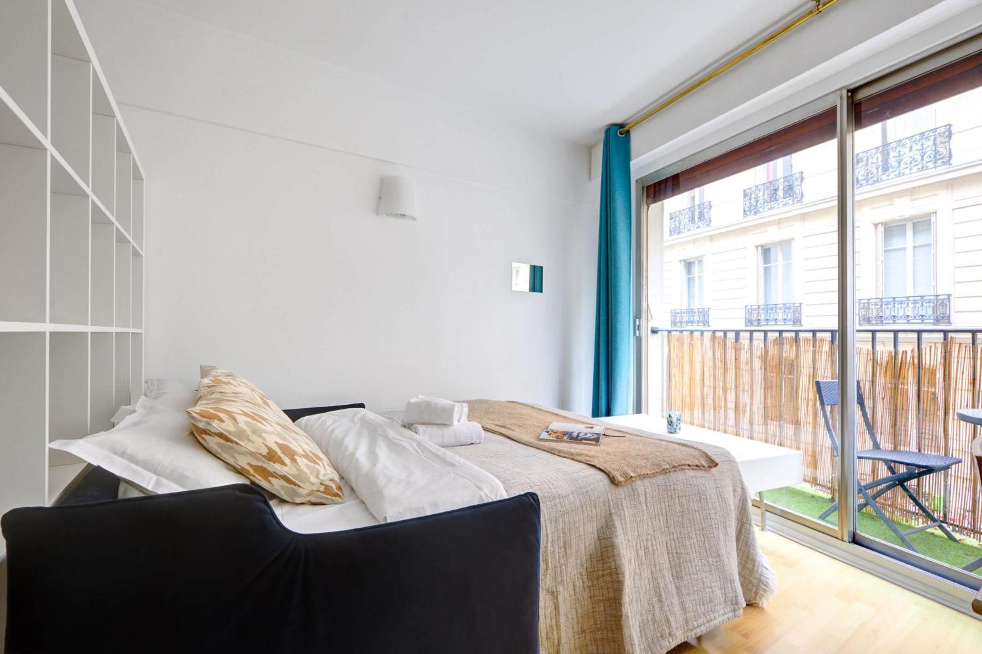 St Germain & Le Bon Marche With Balcony - Cityapartmentstay Paris Ngoại thất bức ảnh